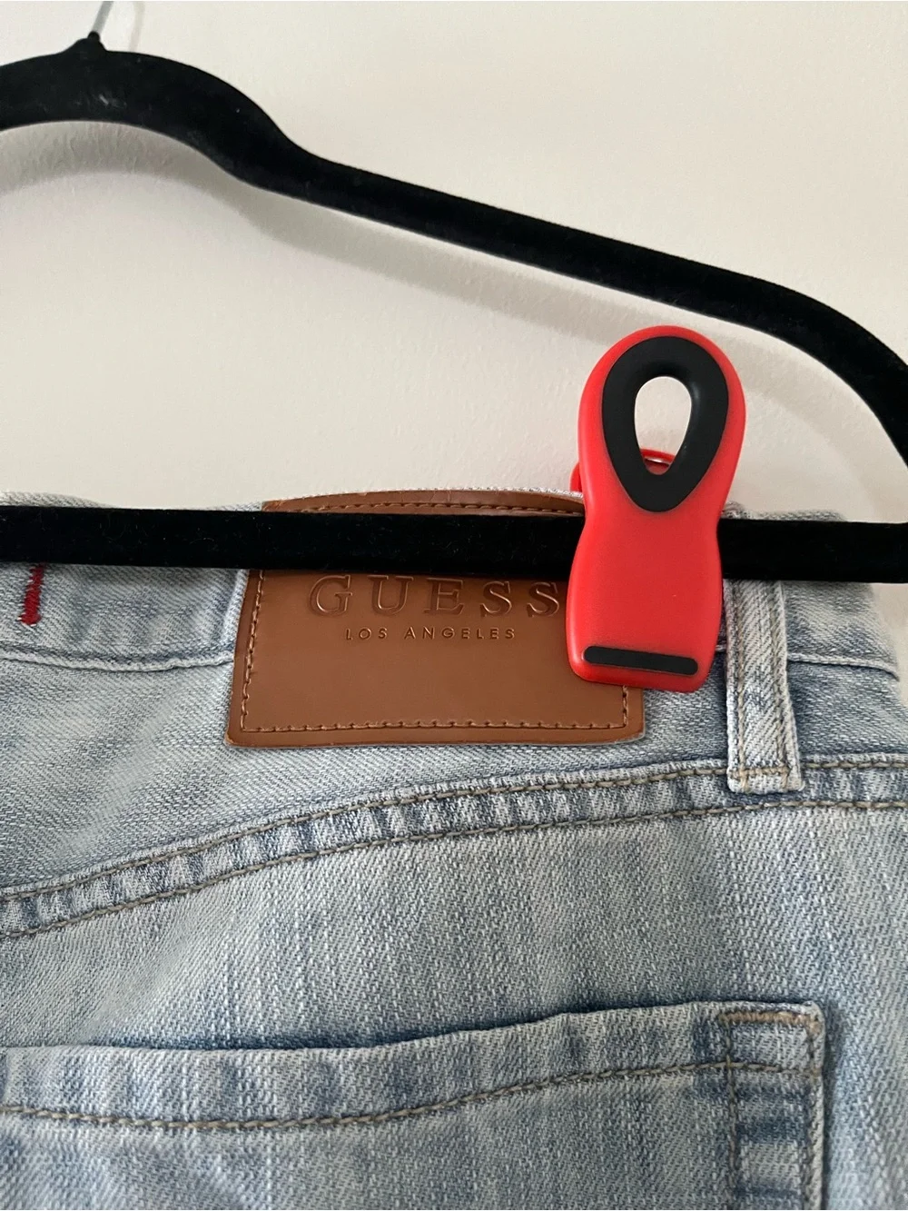 Guess Men's Light Wash Blue Slim Straight Jeans 32 X 30 Vintage Inspired 90s